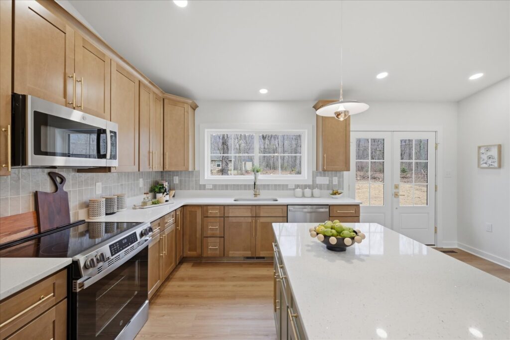 18-Kitchen