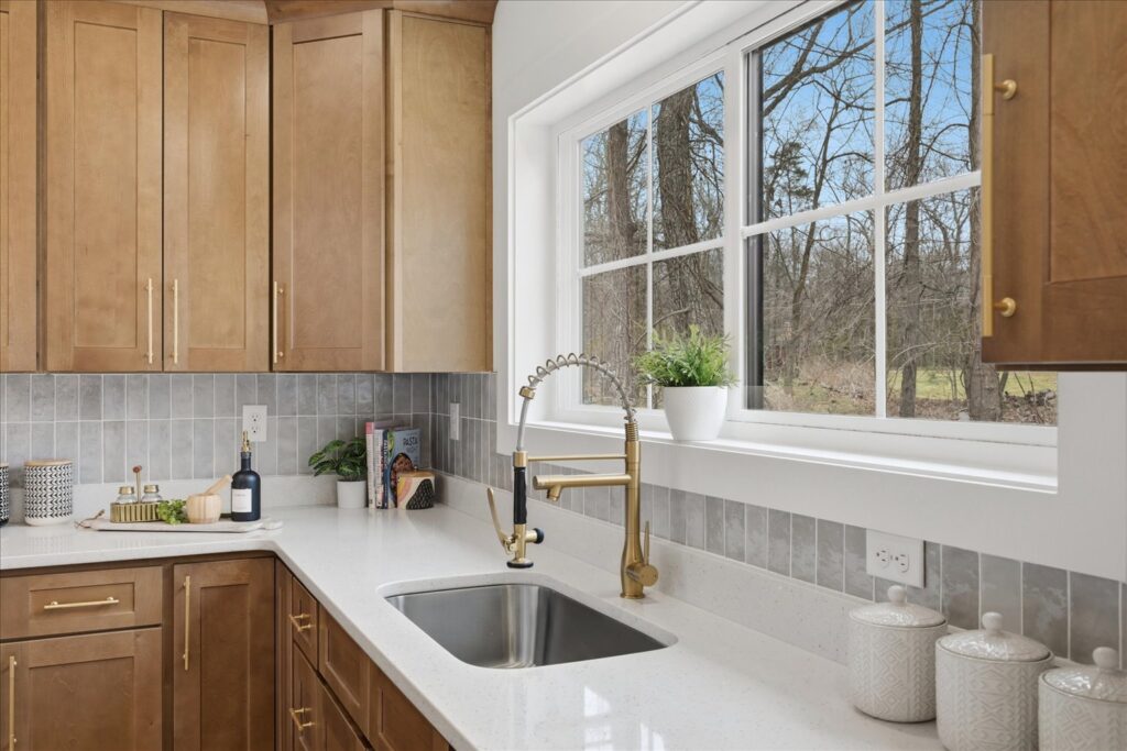 25-Kitchen
