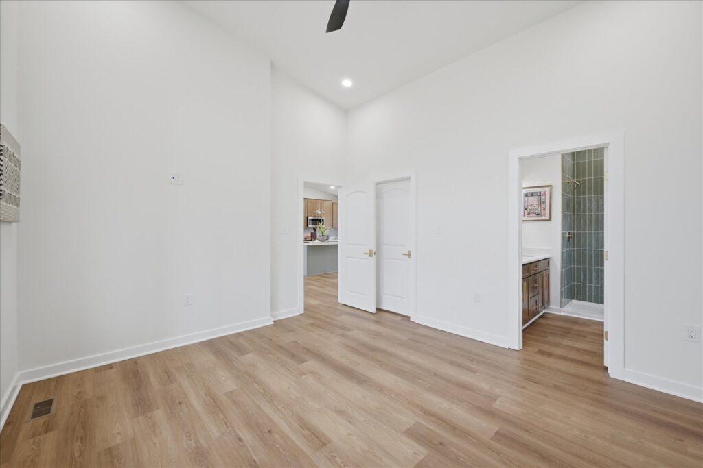 29-Primary Bedroom