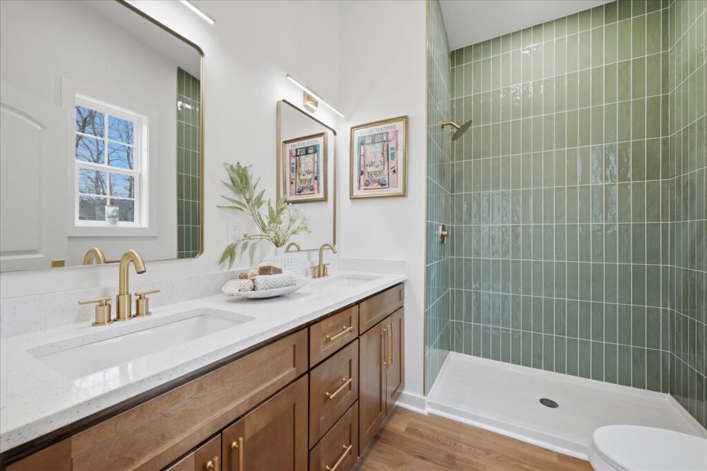 30-Primary Bathroom