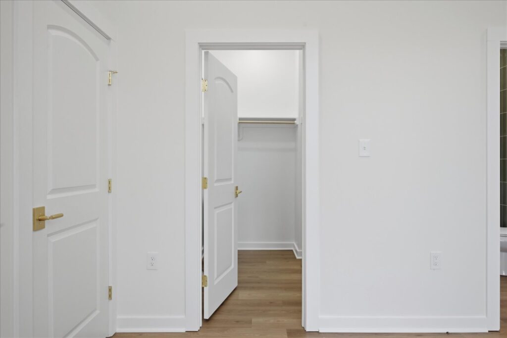 33-Doorway